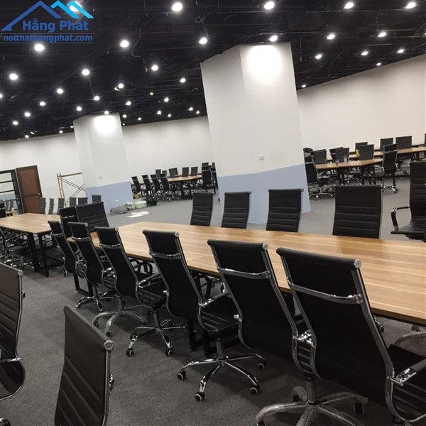 Bàn họp văn phòng 2m4 – BLVHP31